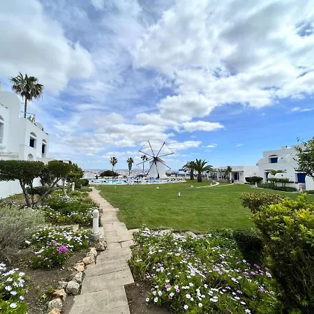 Sunset With Pool By Homing