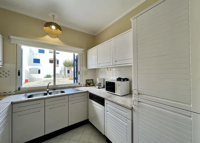 Appartement Sunset With Pool By Homing *