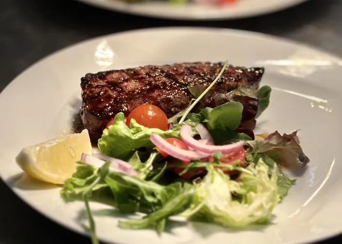 Sunset With Pool By Homing Appartement